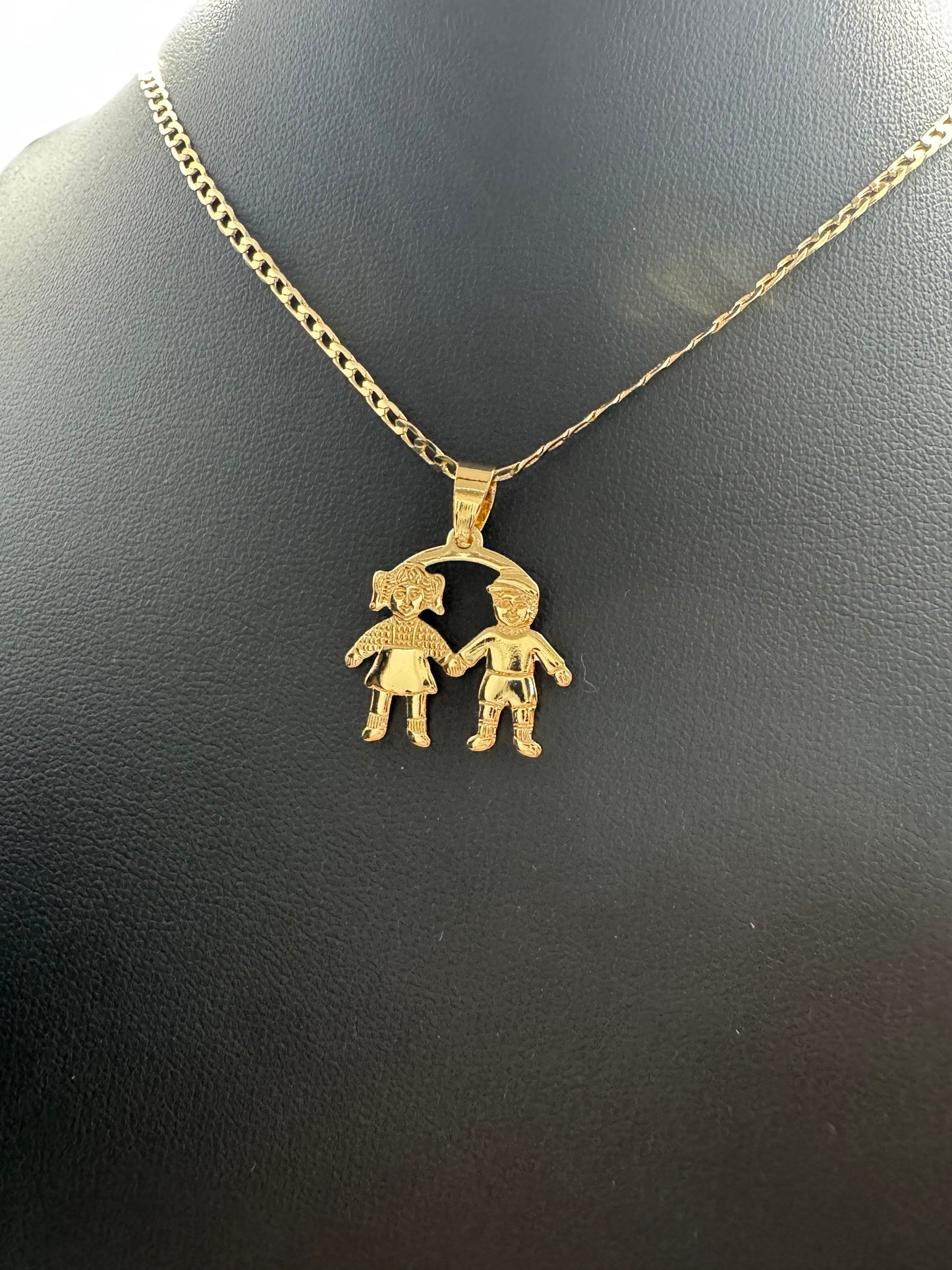 *Family (1 Boy, 1 girl) Necklace