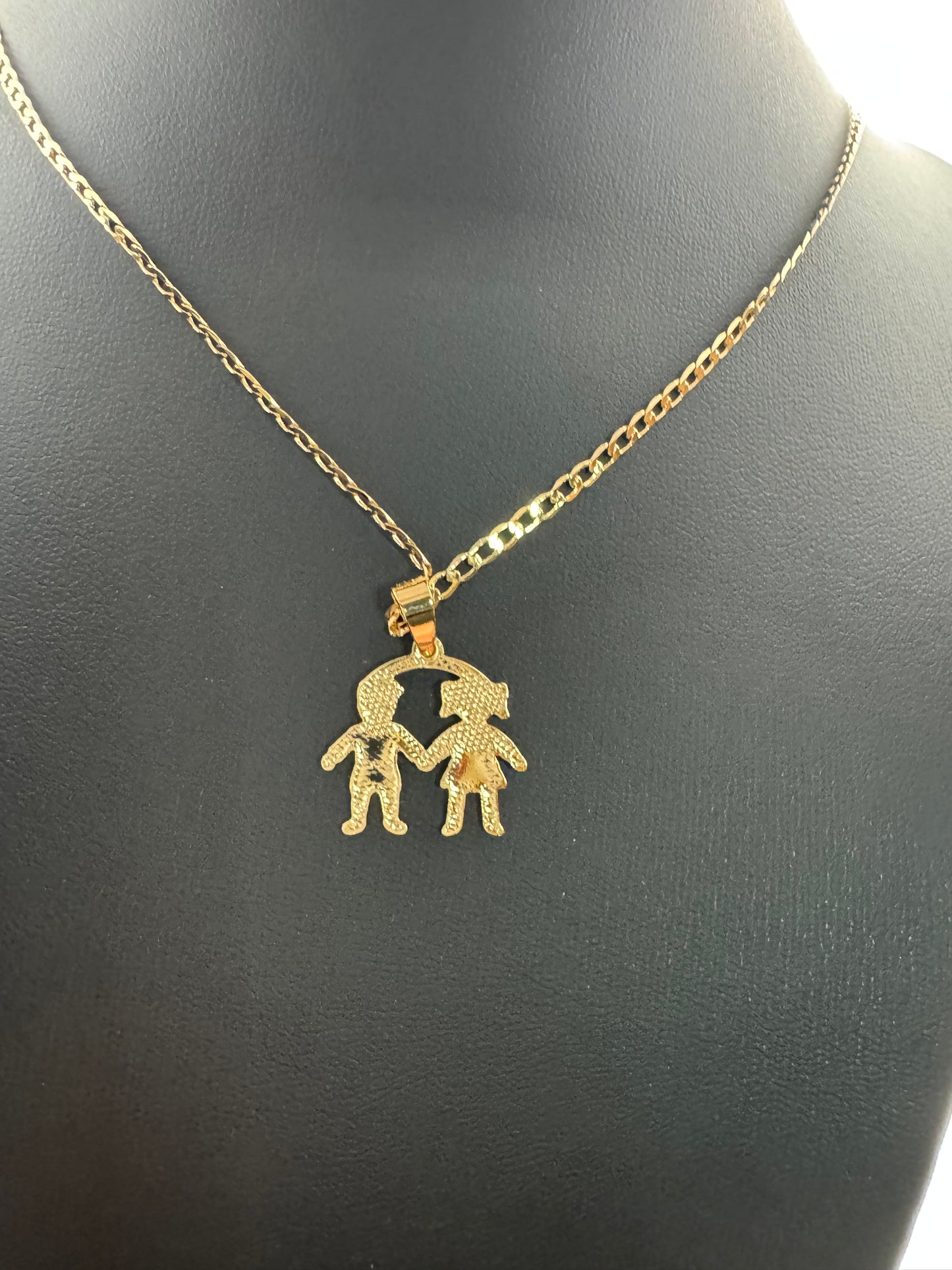 *Family (1 Boy, 1 girl) Necklace