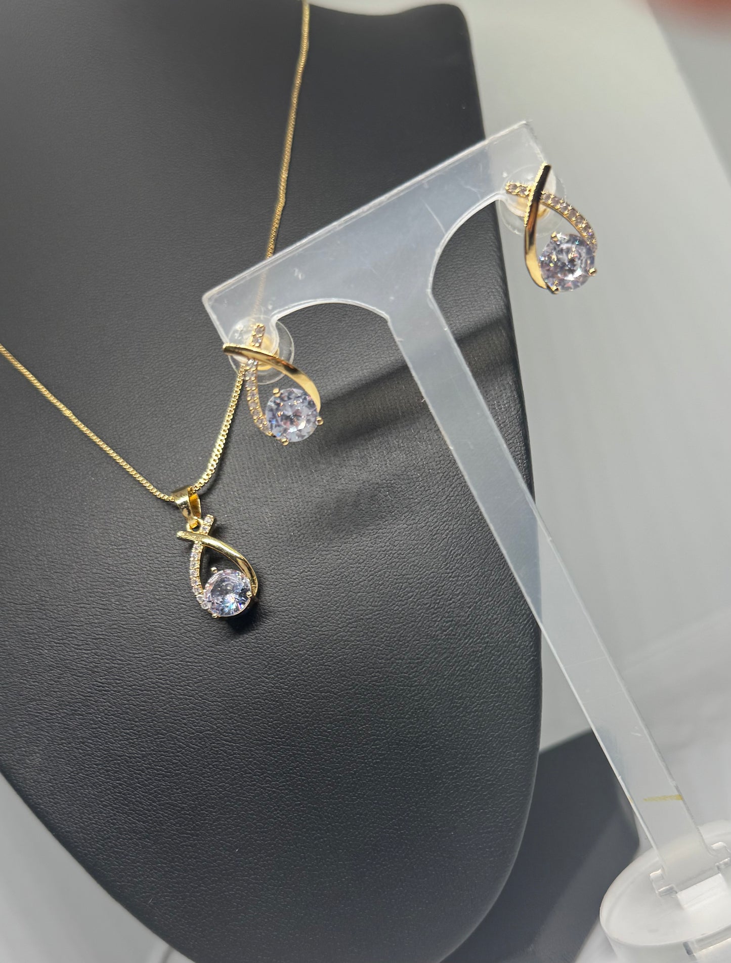 The Halo Flame Pendant